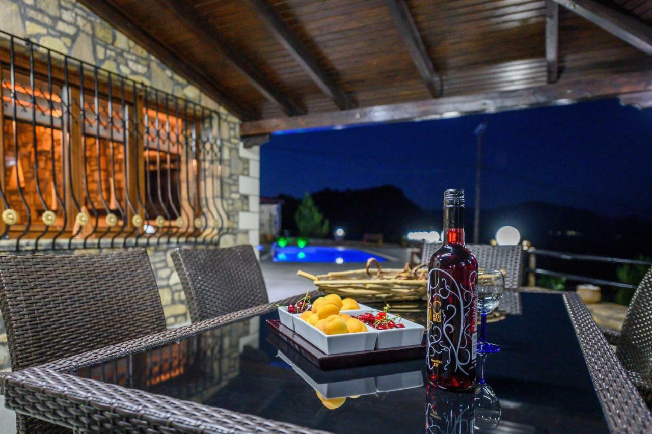 Villa Oneiro Luxury ~ Nature, Serenity, View
