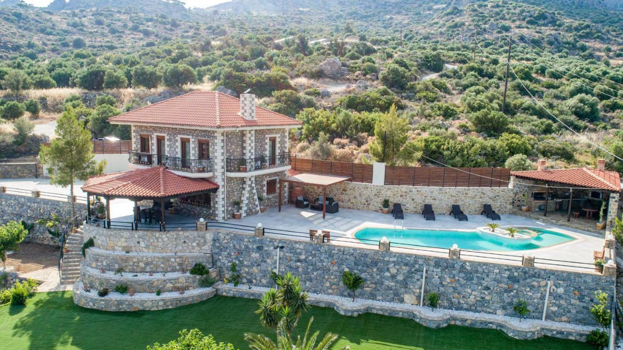 Oneiro Luxury ~ Nature, Serenity, View Villa