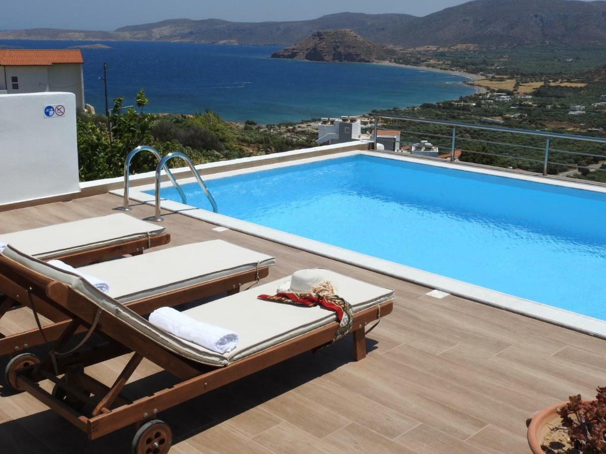 Aiolos Holiday home *