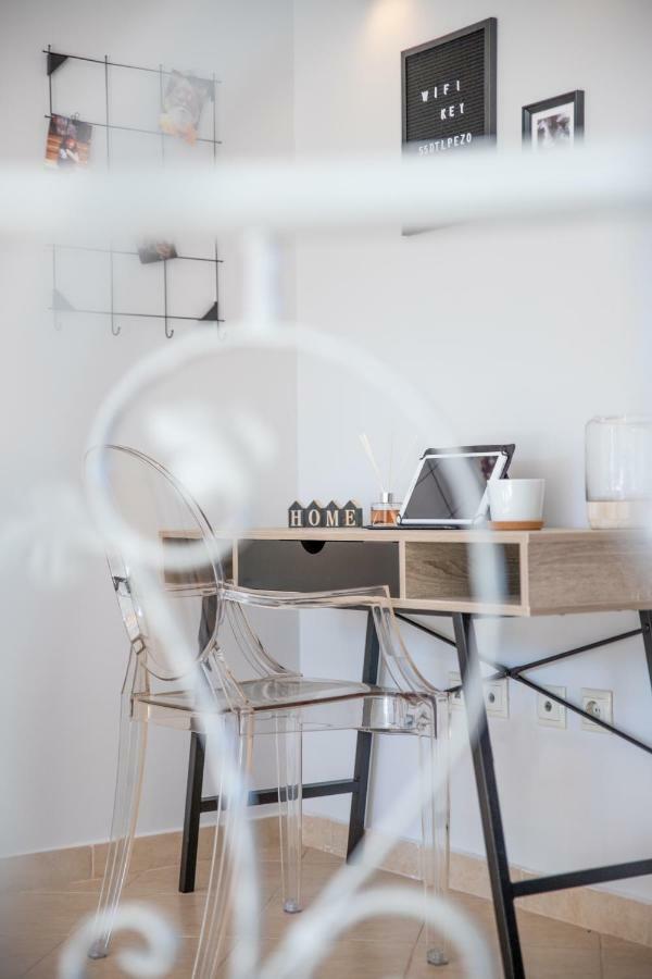 Gregory's Loft Apartment