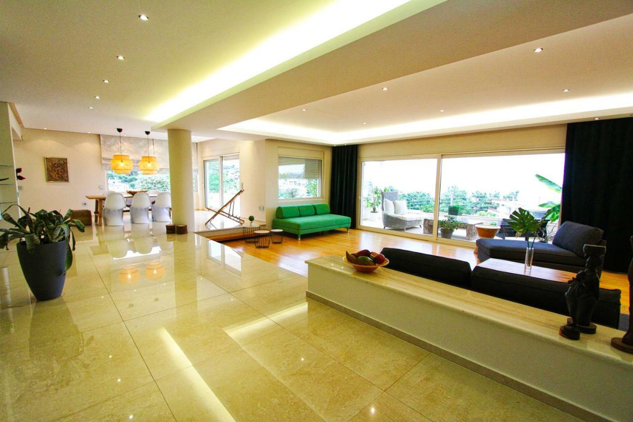 Aerides Luxury * Palaiontsiflikion