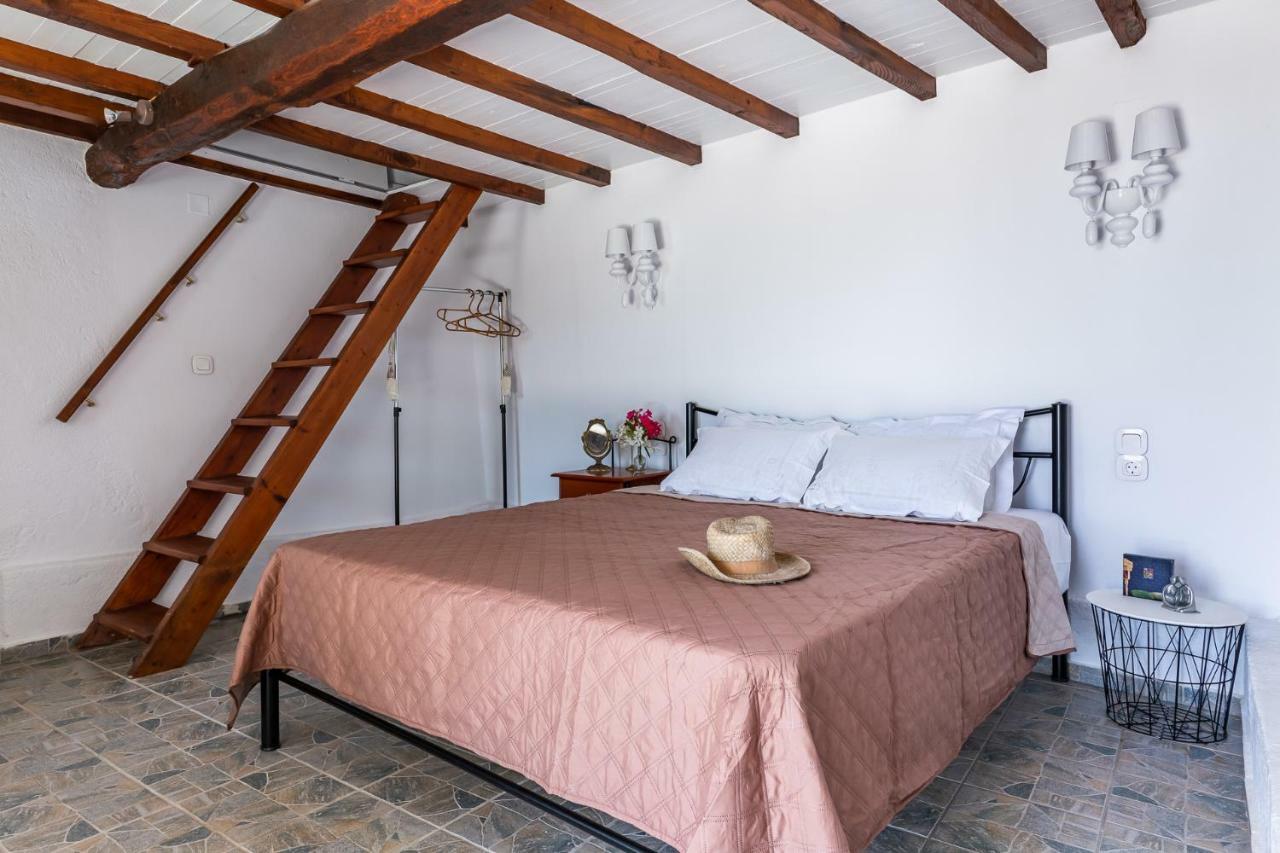 Holiday home Pyrgos