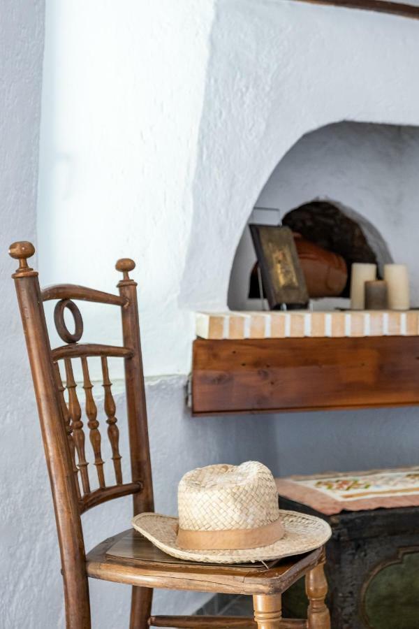 Pyrgos *