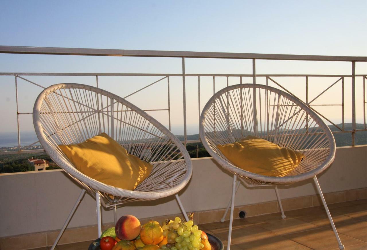 360 Panorama House: Stargazing Retreat Near The Holiday home Kournas