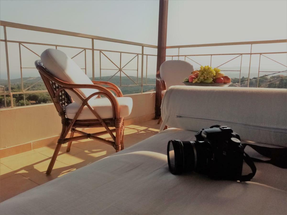 360 Panorama House: Stargazing Retreat Near The * Kournas