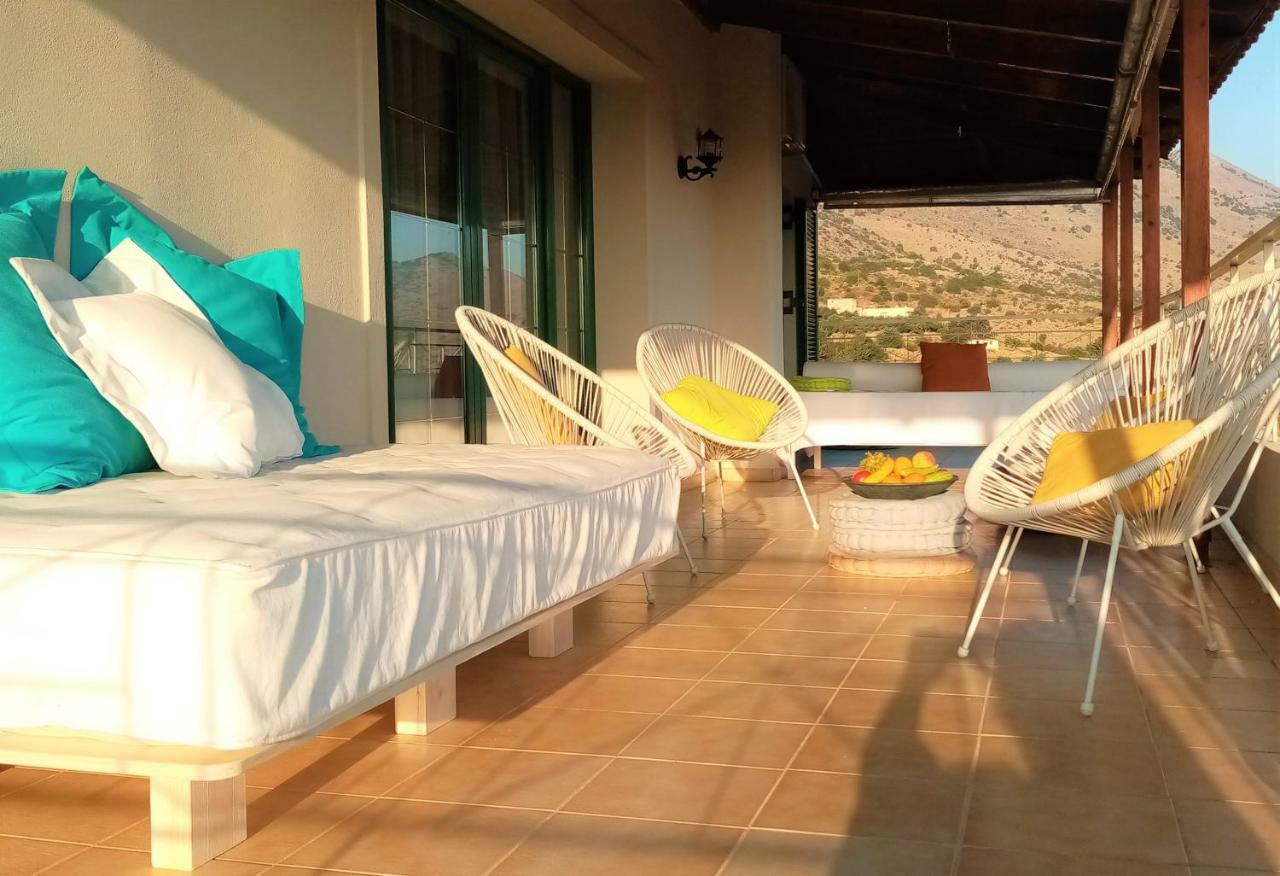 360 Panorama House: Stargazing Retreat Near The Kournas