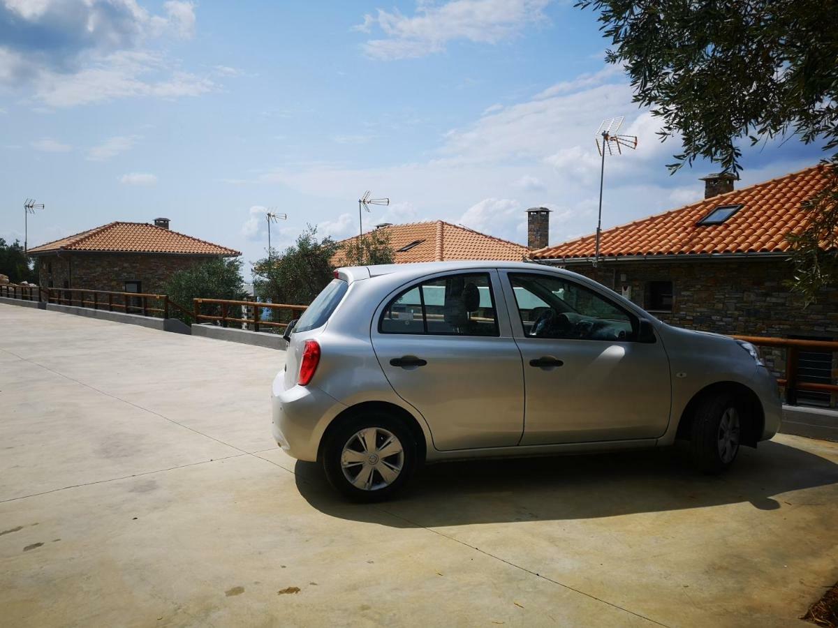 Gems Of Pinakates Villa