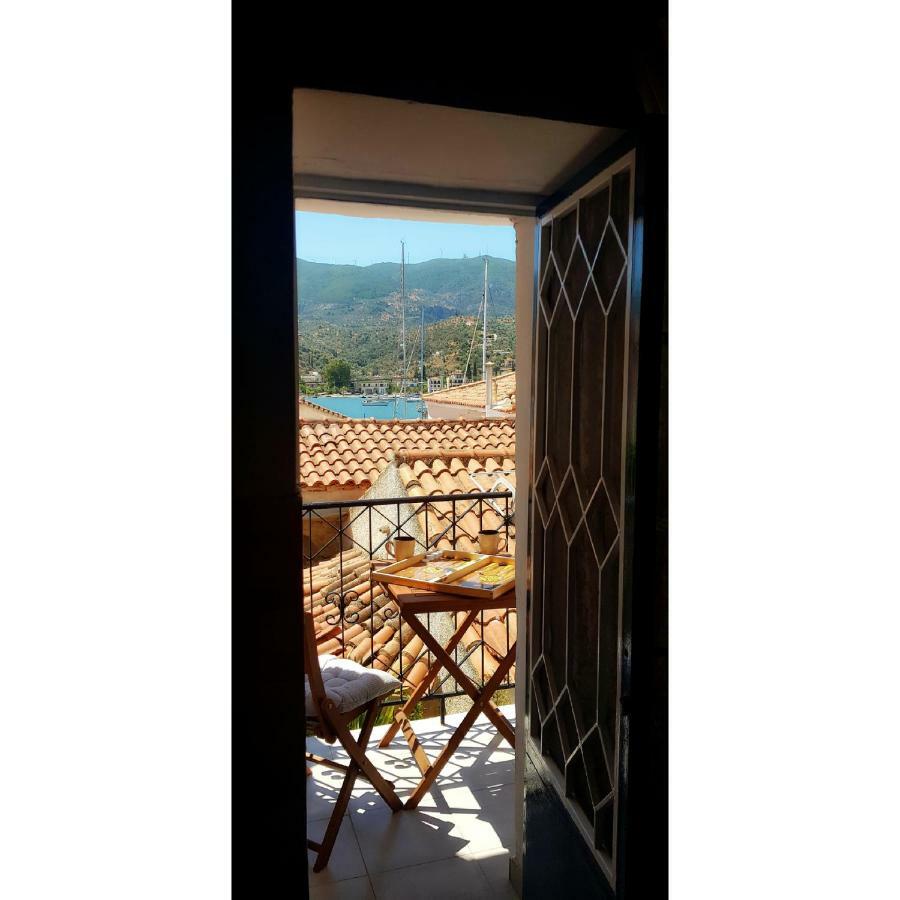 Holiday home Penny's In The Heart Of Poros *