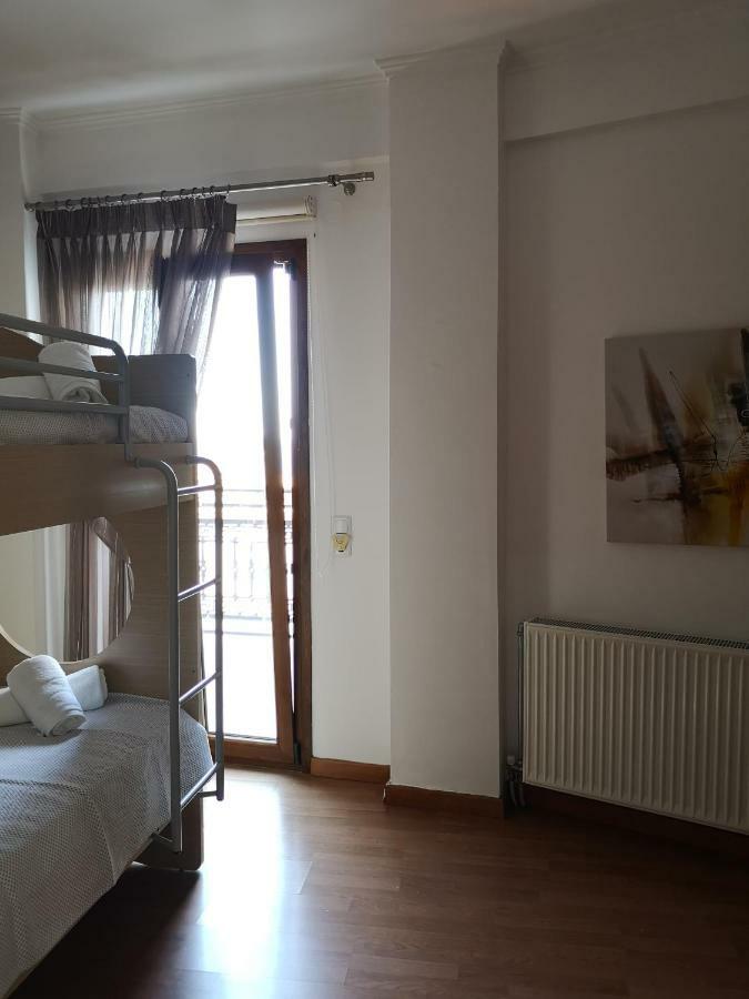 *the Balcony-luxury Family House In Center *
