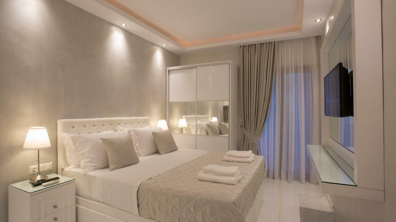 Amaryllis Luxury * Platamonas