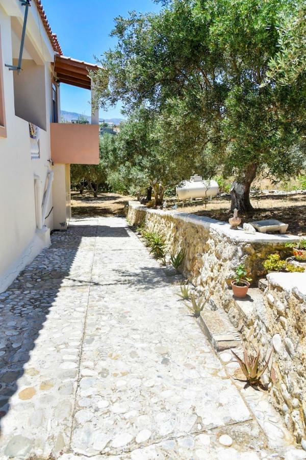 Nikis * Rethymno (Crete)