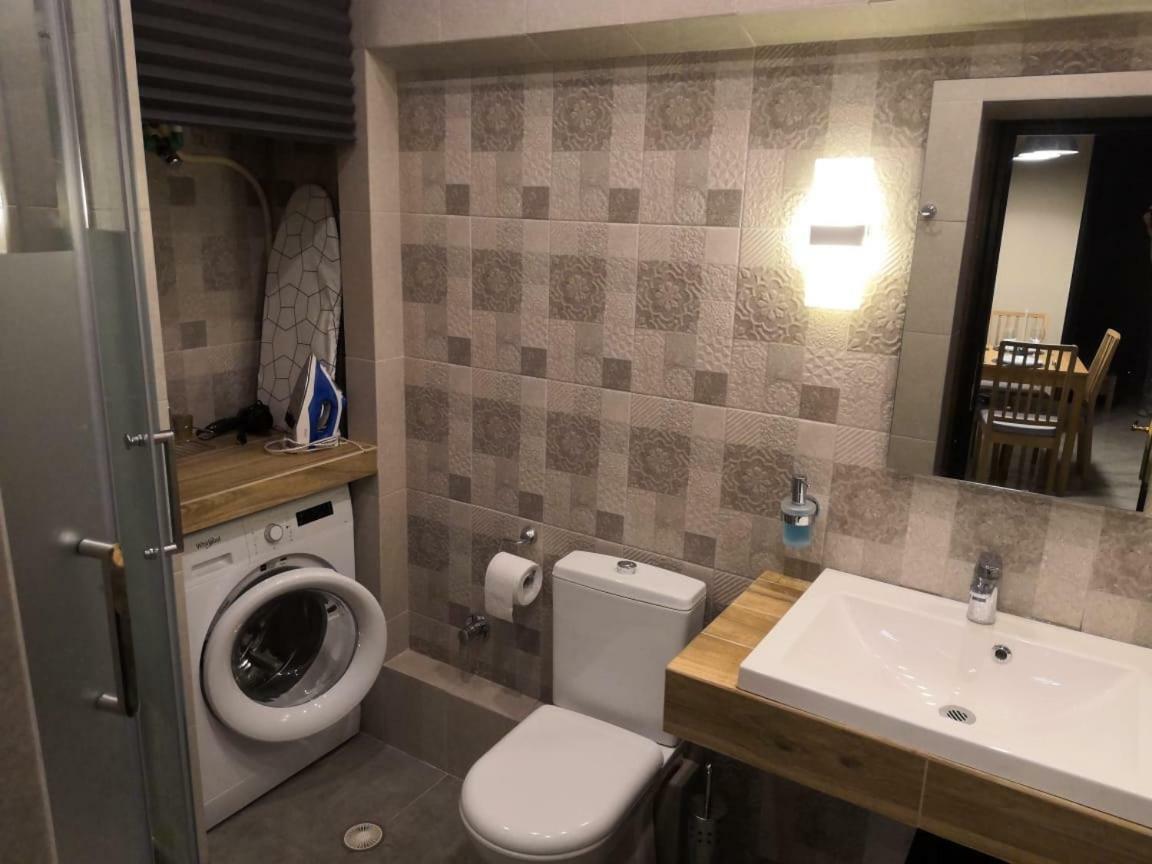 Comfortable Near The Central Beach *
