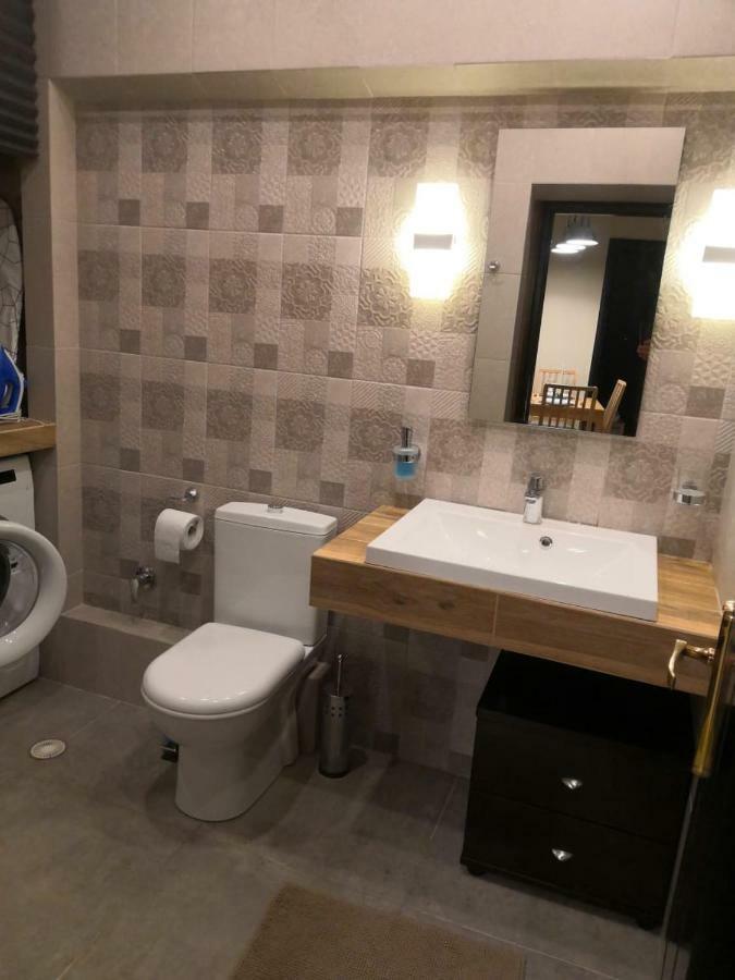 Comfortable Near The Central Beach