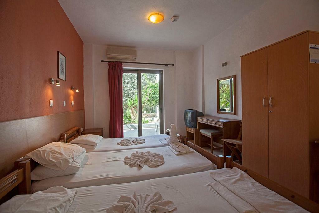 Aparthotel Apostolis Pefki (Rhodes)
