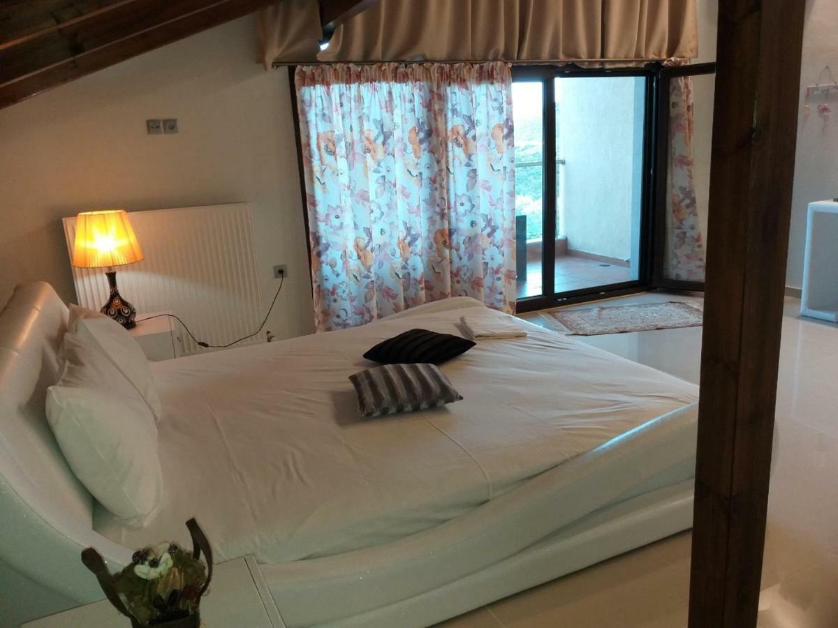 Le Attique Villa Nea Iraklitsa