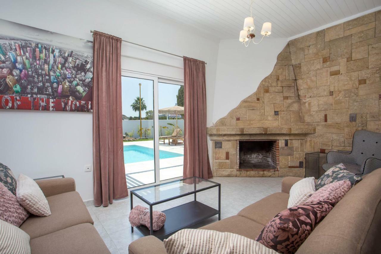 Holiday home Mythos Luxury Villa *