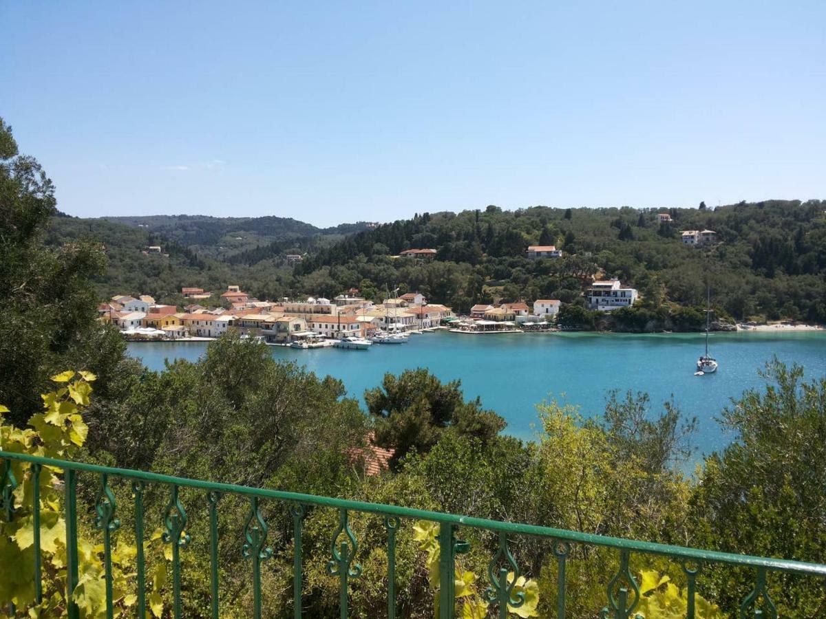 Full Of Sea House- Christos