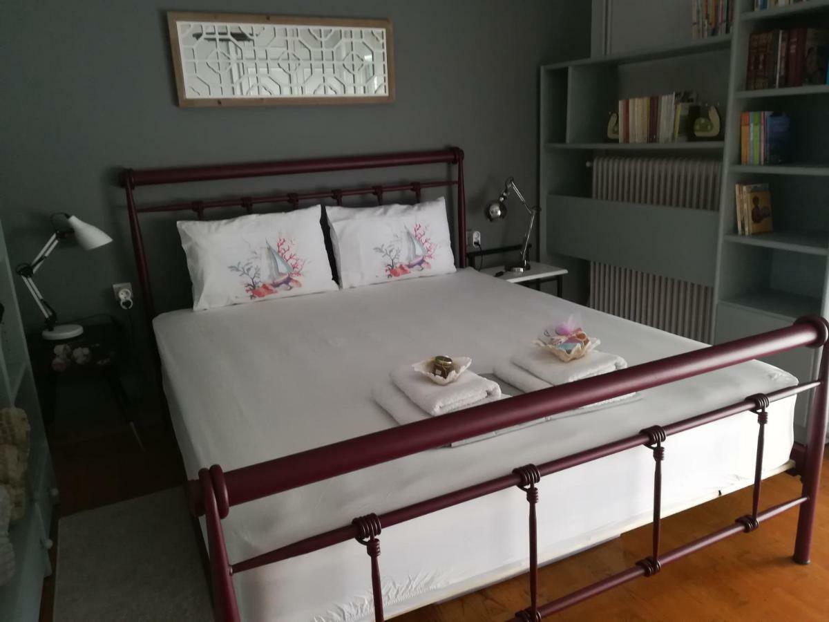 Areti' S Apartment *
