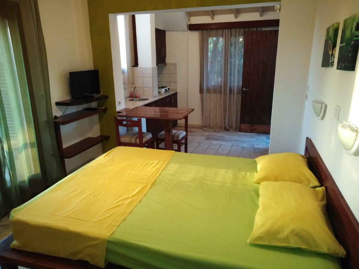 Victoria Apartment Agios Georgios (Corfu)