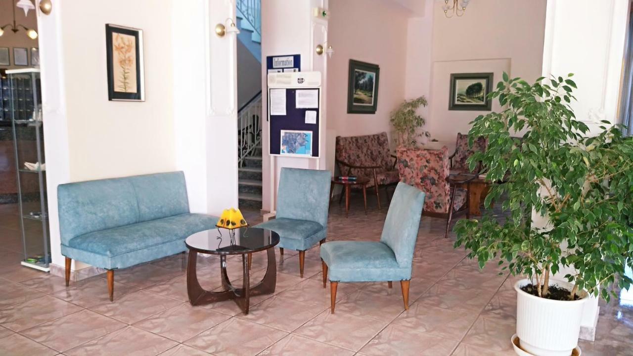 Hotel Nireus 2*