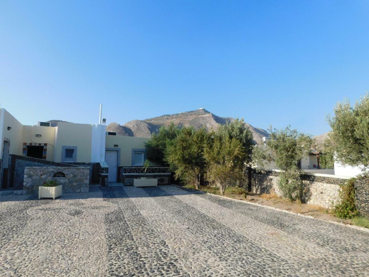Sea Side Hotel Perivolos (Santorini)