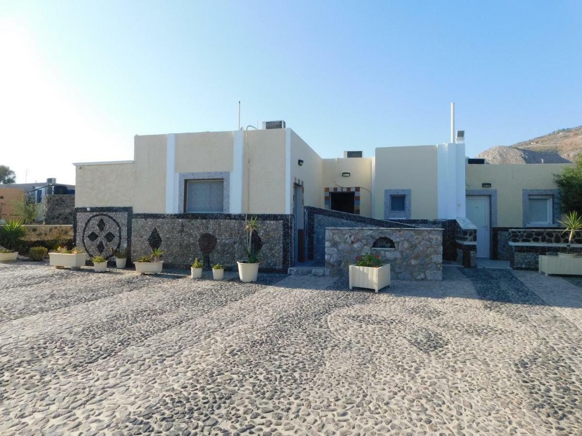 Sea Side Hotel Perivolos (Santorini)