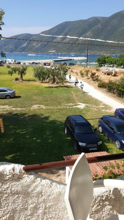 Makis Guest house