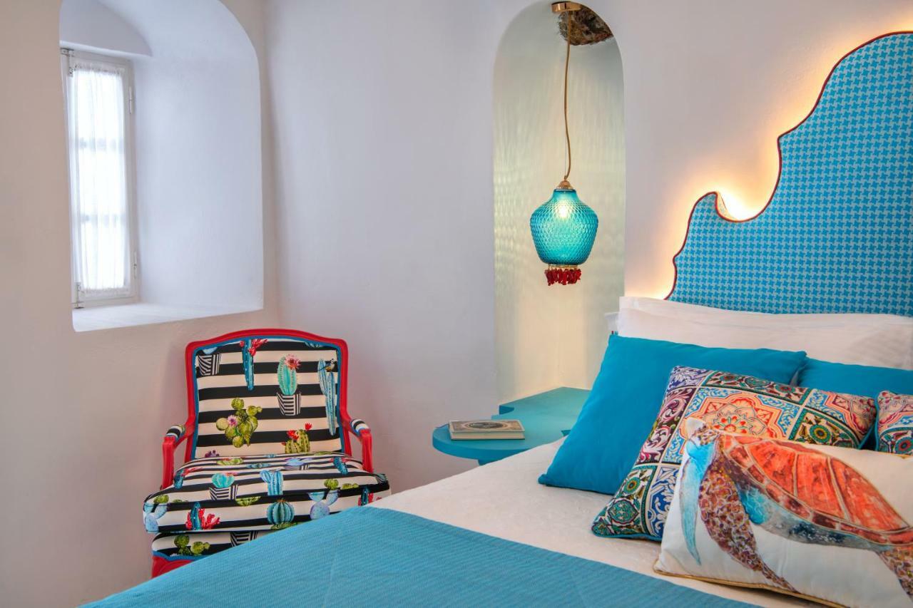 Barocco Villa Fira (Santorini)