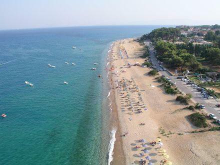Mandola - Beachside Skala (Kefalonia)