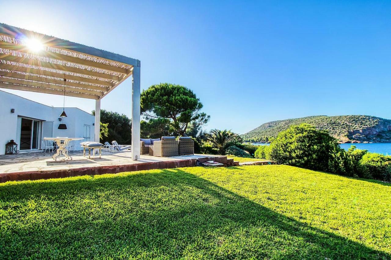 Summer In Villa Porto Rafti