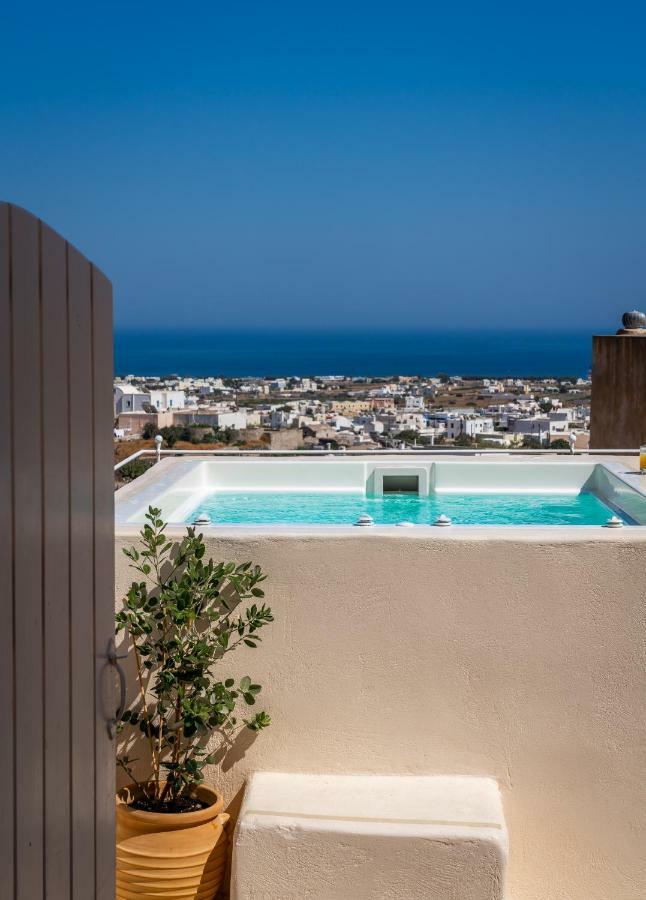 Nalas Holiday home Emporio (Santorini)