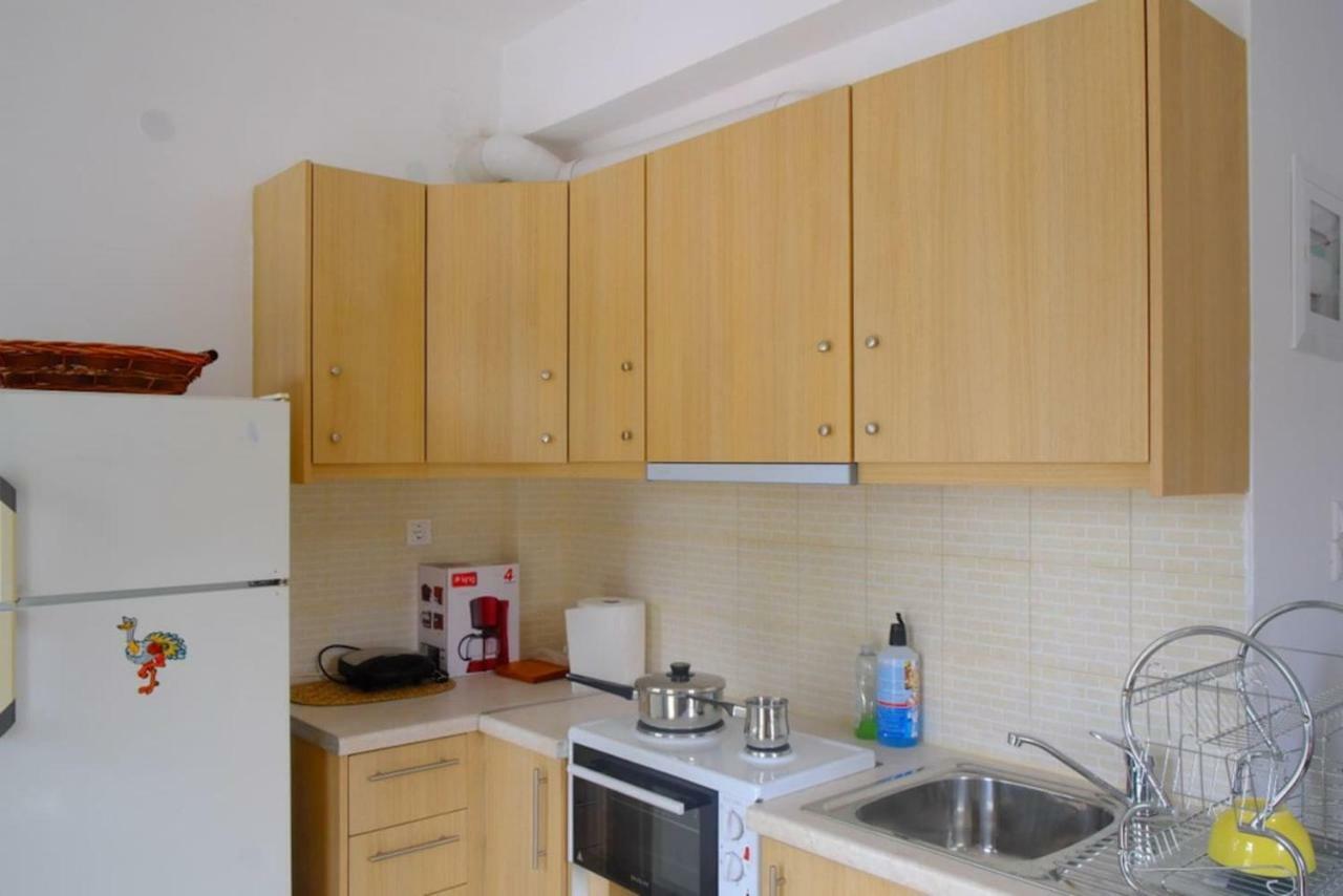 With Sea View And Balcony 60m From Apartment Aegina