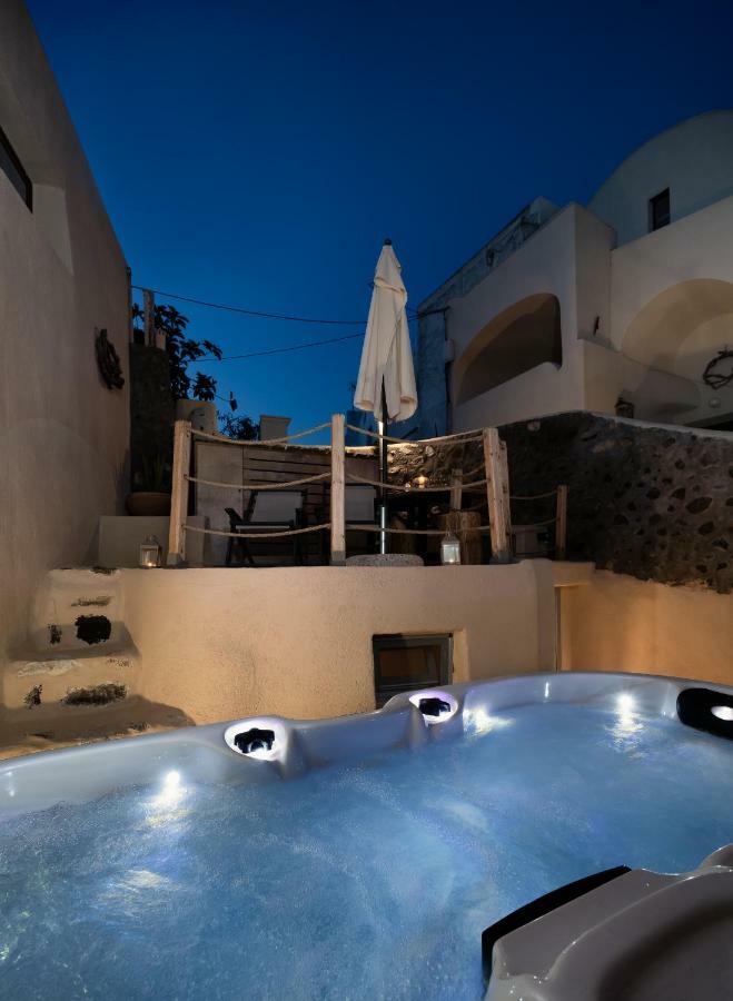 Nalas * Emporio (Santorini)
