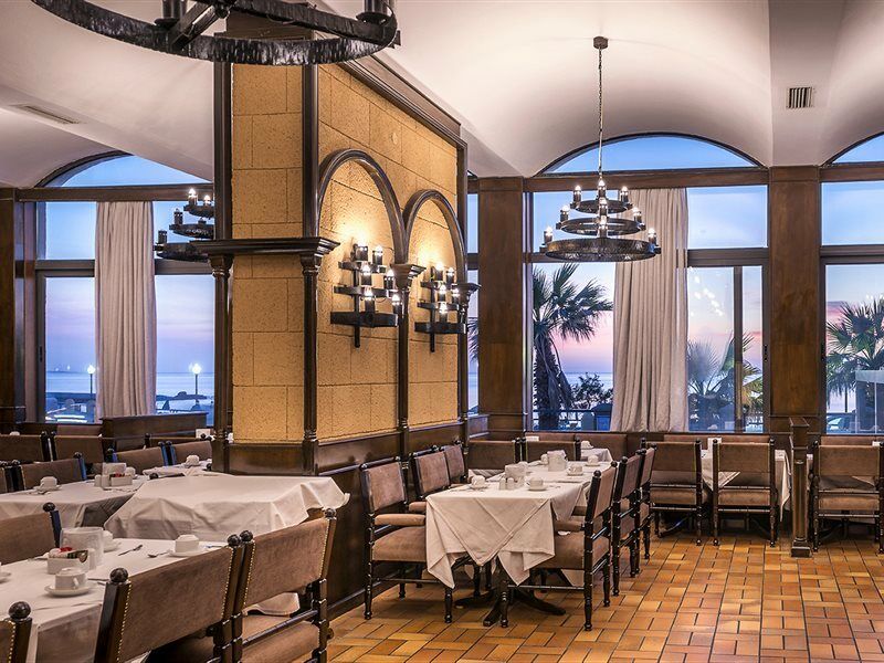 Hotel Mitsis La 4*