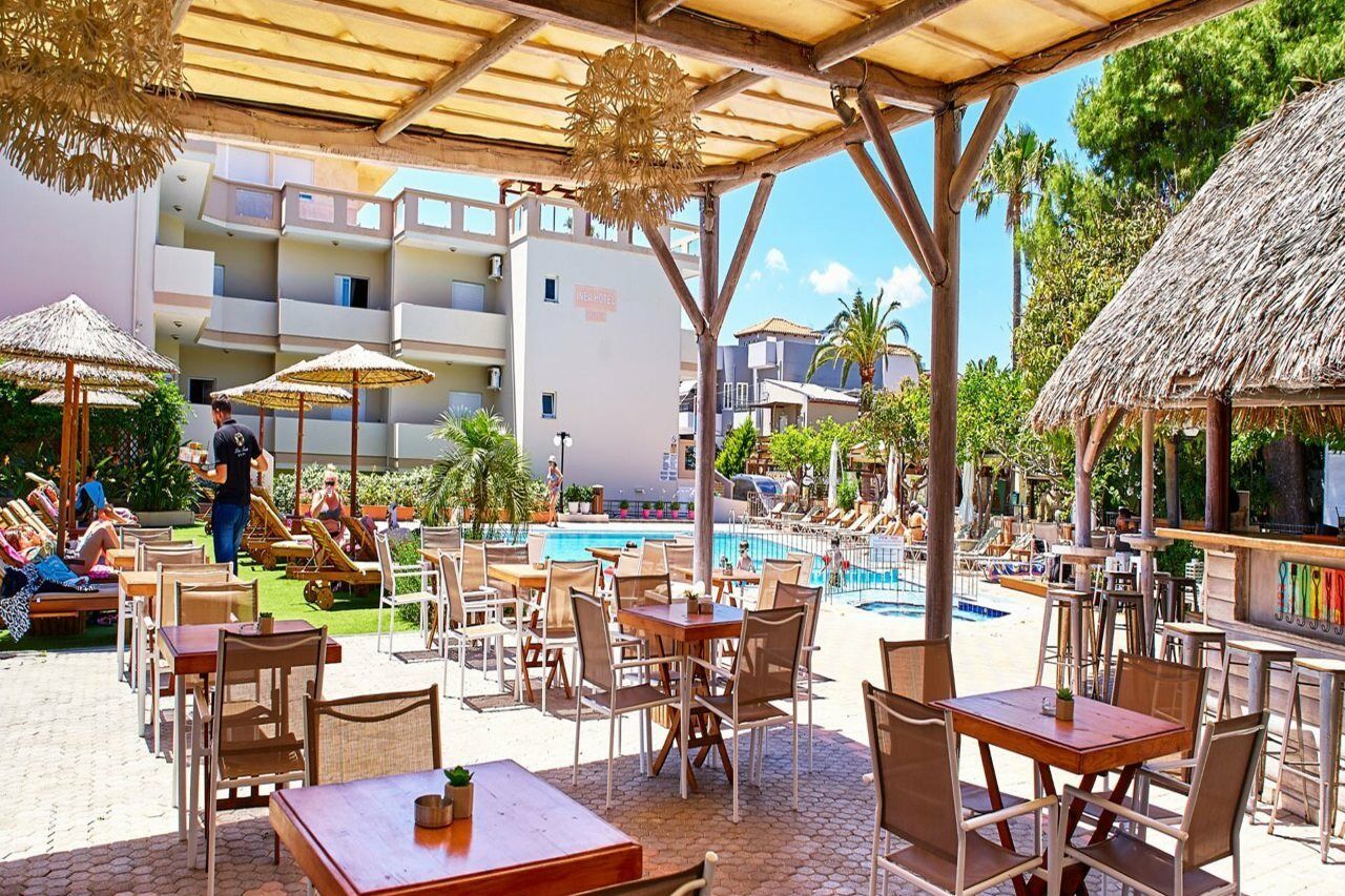 Inea & Aparthotel 2*