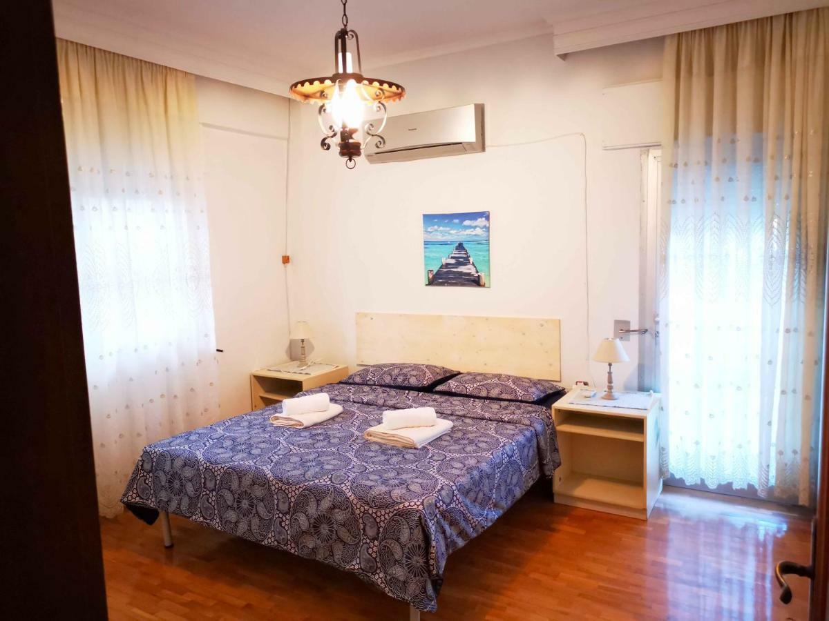 Joel's Big And Cosy Close To The Apartment *