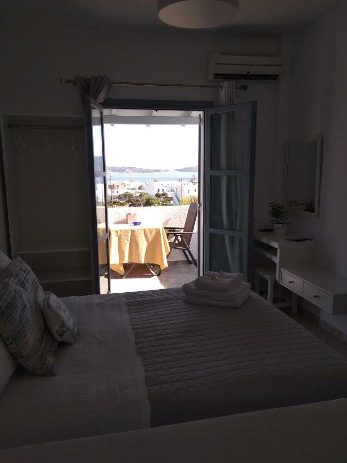 Antonis 3*