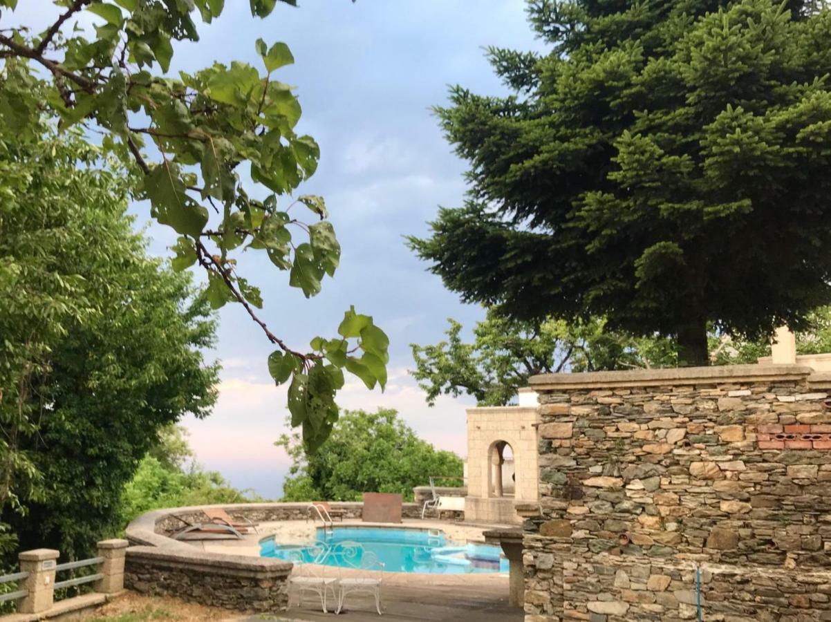 Chateau Cascara Villa
