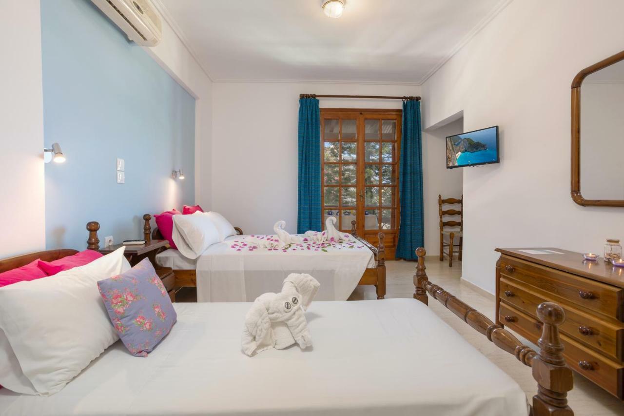 Vallia's Seaview Complex Argassi