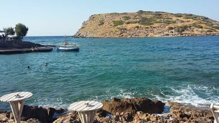 Akti Holiday home *