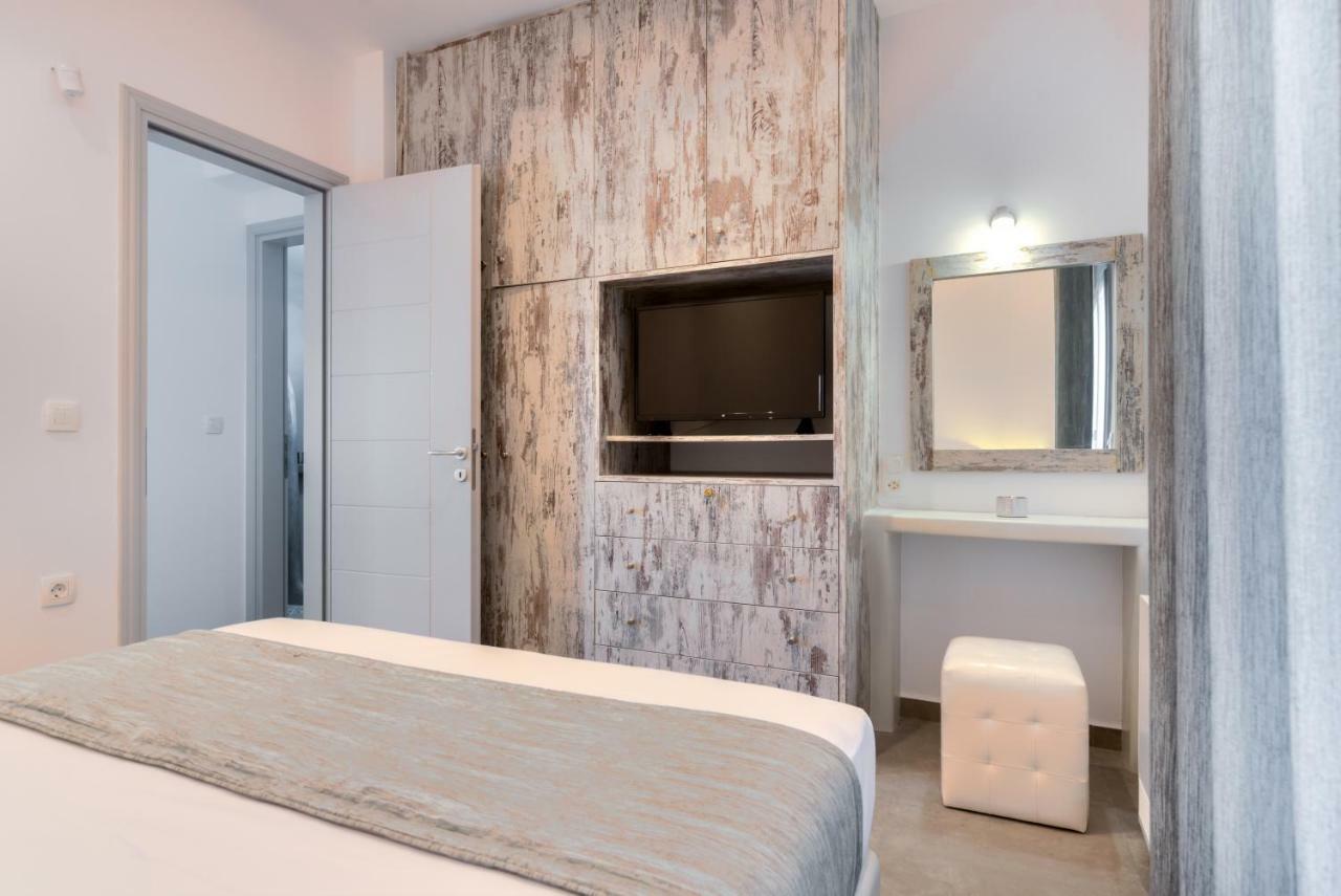 Villa Crystal Santorini *