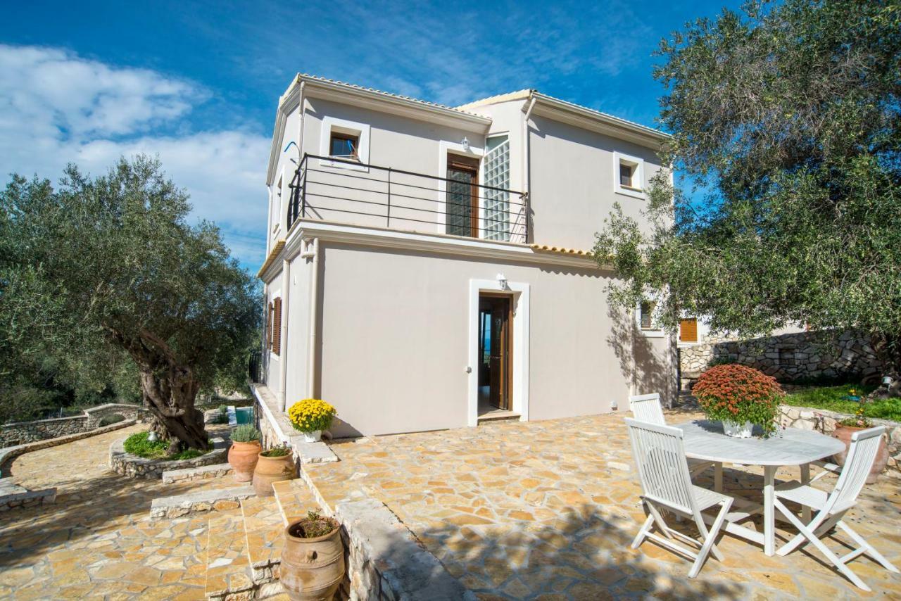 Villa Bougarini Haven Family Rock Pool Oasis