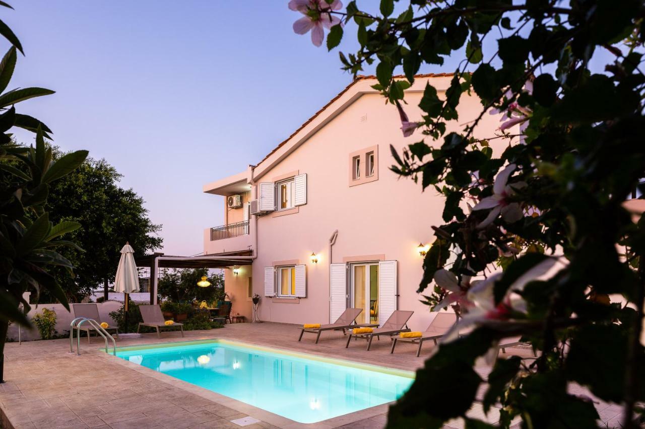 Carpe Diem-luxury With Private Pool Agia Paraskevi (Rethymno)