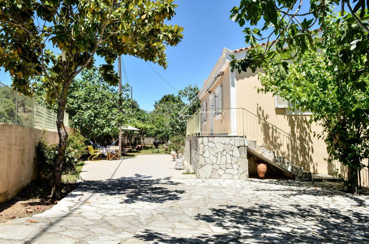 Holiday home Doloi Garden House *