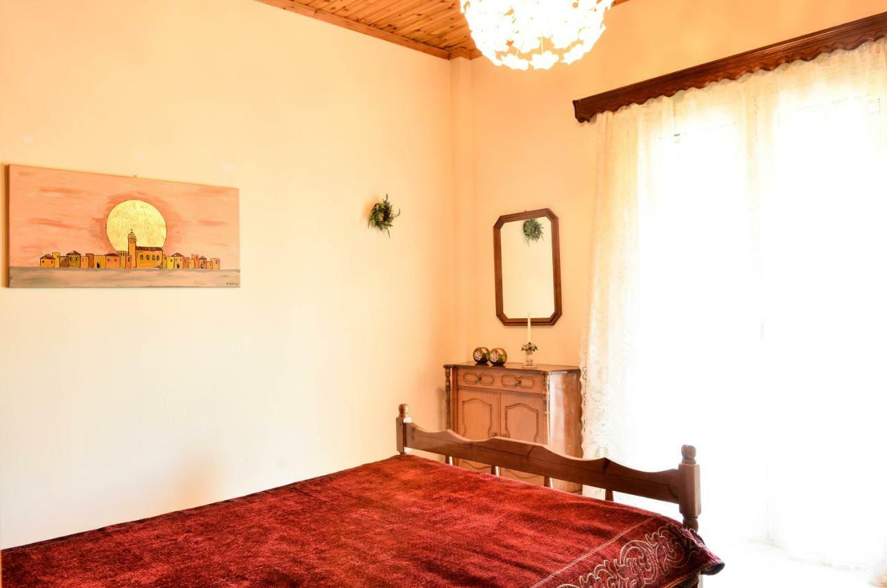 Holiday home Doloi Garden House