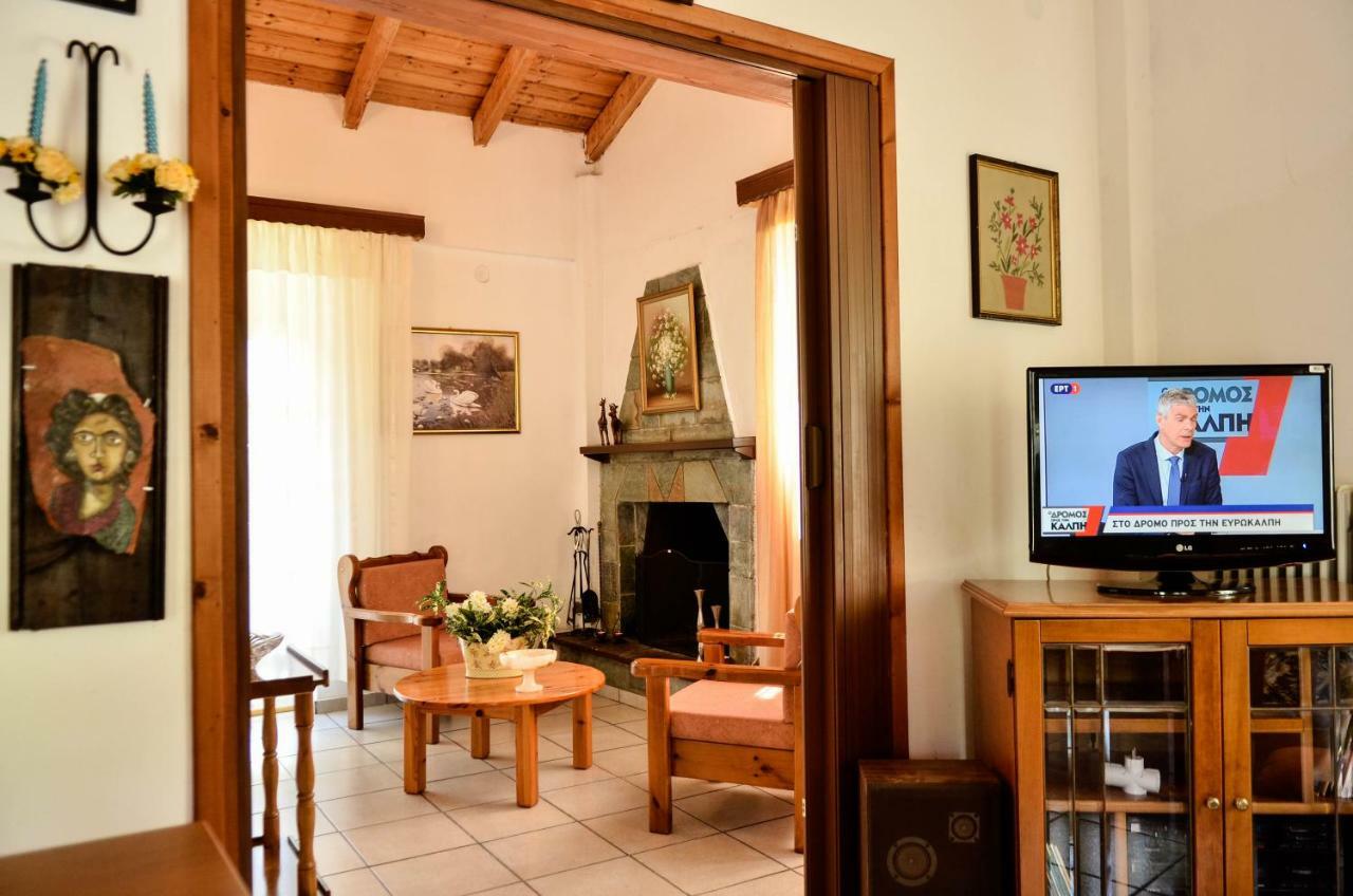 Holiday home Doloi Garden House