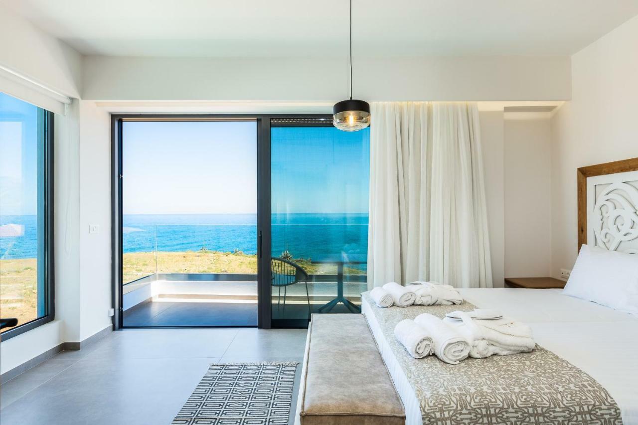 Wave Villa, Front Retreat, By Thinkvilla Villa