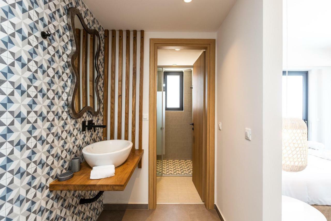 Wave Villa, Front Retreat, By Thinkvilla *