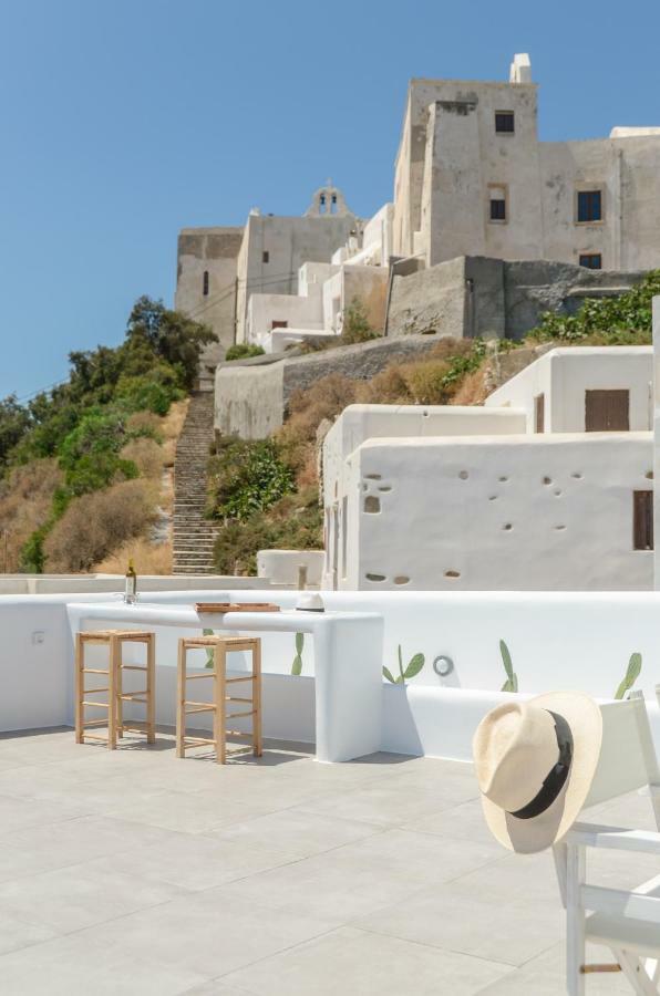 Cycladic Breeze