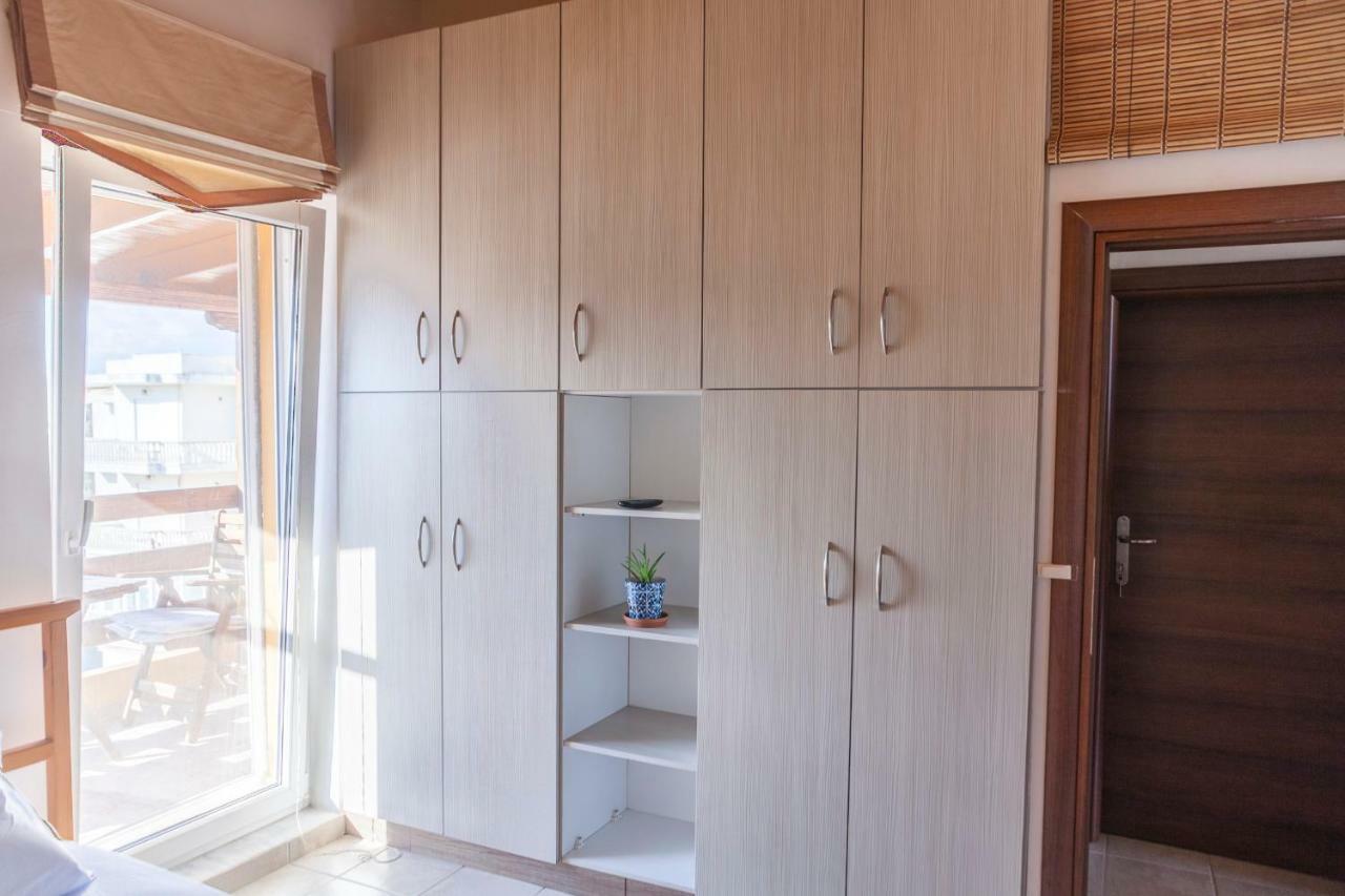 Attic Anemoessa Alexandroupoli
